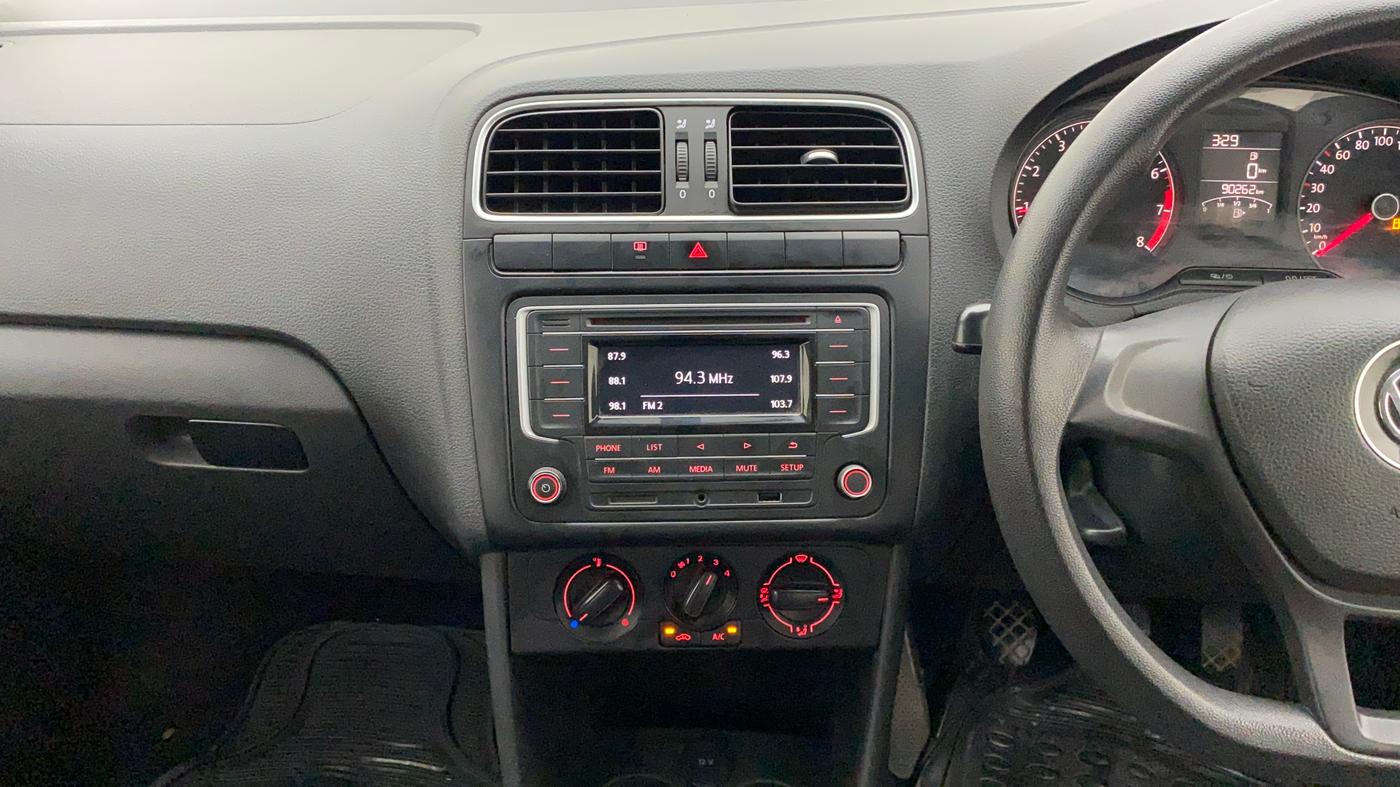 2016 Volkswagen Polo COMFORTLINE 1.2L, Petrol, Manual, 90,261 km, Air Conditioner