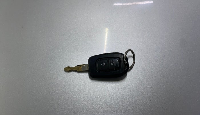 2018 Renault Kwid RXT 1.0, Petrol, Manual, 63,853 km, Key Close Up