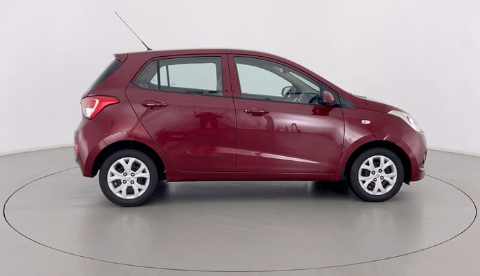2016 Hyundai Grand i10 Magna 1.2 AT  VTVT, Petrol, Automatic, 19,606 km, Right Side View