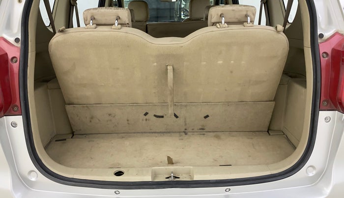 2013 Maruti Ertiga ZXI, Petrol, Manual, 85,295 km, Boot Inside