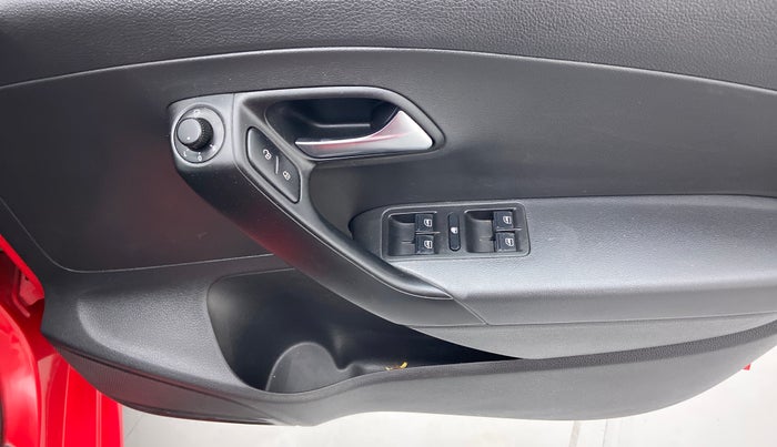 2017 Volkswagen Polo GT TSI 1.2 PETROL AT, Petrol, Automatic, 27,068 km, Driver Side Door Panels Control