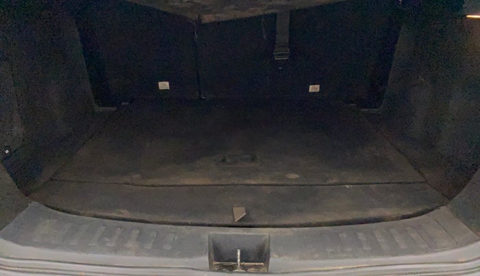 2019 Tata Harrier XZ 2.0L, Diesel, Manual, 77,988 km, Boot Inside