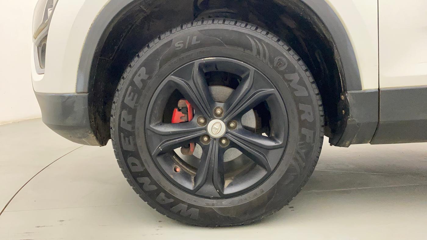 2019 Tata Harrier XZ 2.0L, Diesel, Manual, 77,988 km, Left Front Wheel