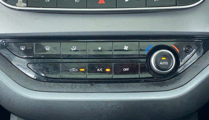 2021 Tata Harrier XZA+ DARK EDITION, Diesel, Automatic, 61,943 km, Automatic Climate Control