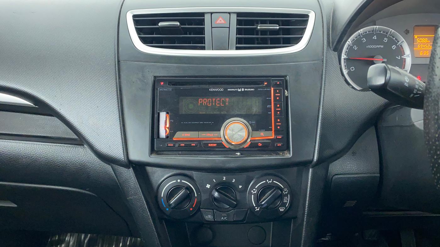 2013 Maruti Swift VXI D, Petrol, Manual, 69,954 km, Air Conditioner
