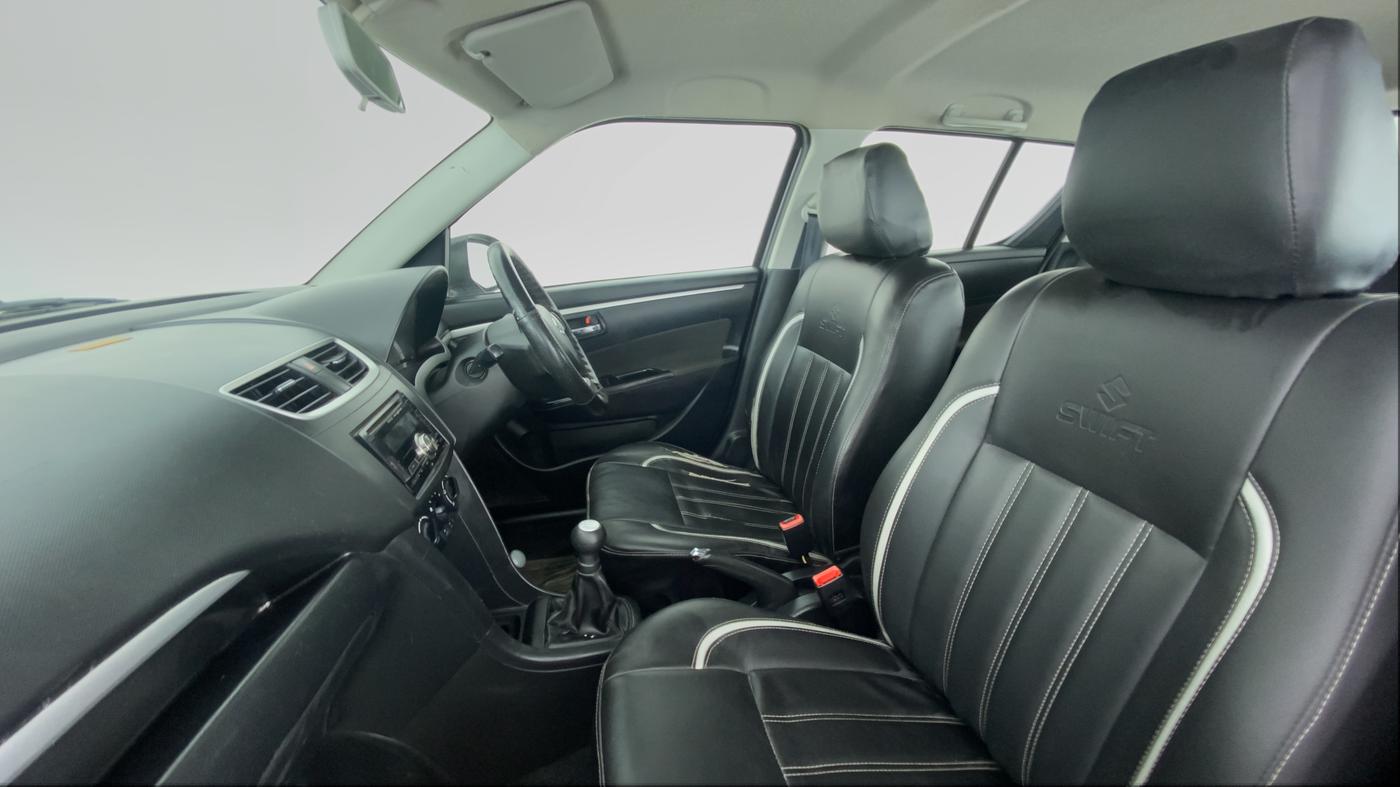 2013 Maruti Swift VXI D, Petrol, Manual, 69,954 km, Right Side Front Door Cabin