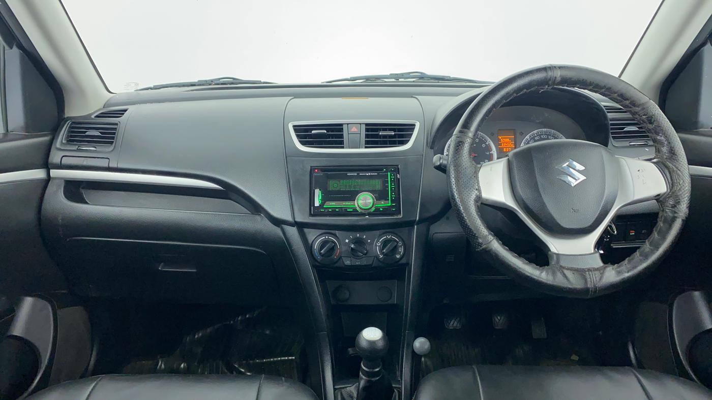 2013 Maruti Swift VXI D, Petrol, Manual, 69,954 km, Dashboard