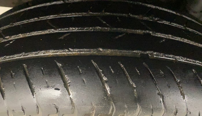 2022 Renault Kiger RXZ TURBO MT, Petrol, Manual, 29,368 km, Right Rear Tyre Tread