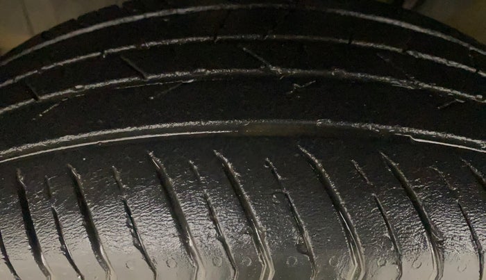 2022 Renault Kiger RXZ TURBO MT, Petrol, Manual, 29,368 km, Left Front Tyre Tread