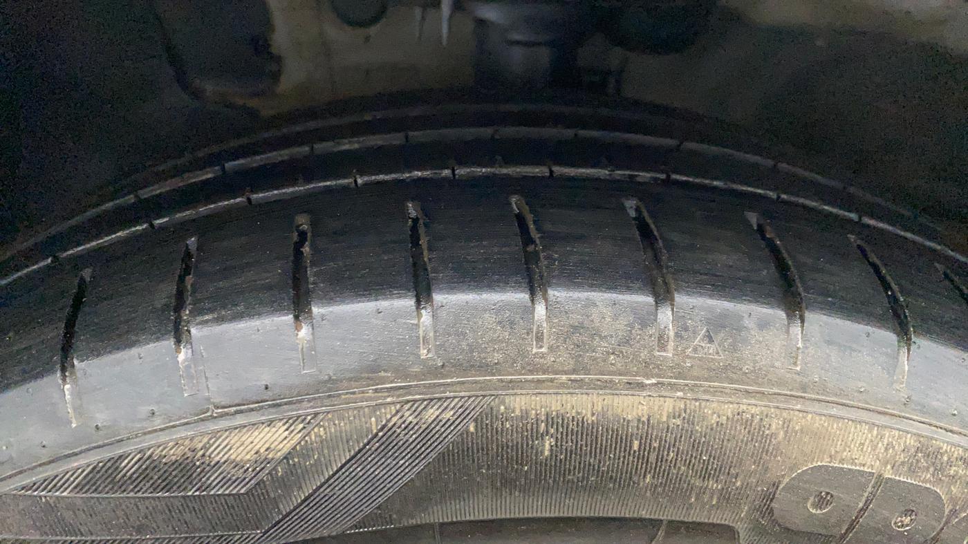 2022 Hyundai Verna S PLUS 1.5 CRDI, Diesel, Manual, 40,110 km, Left Front Tyre Tread