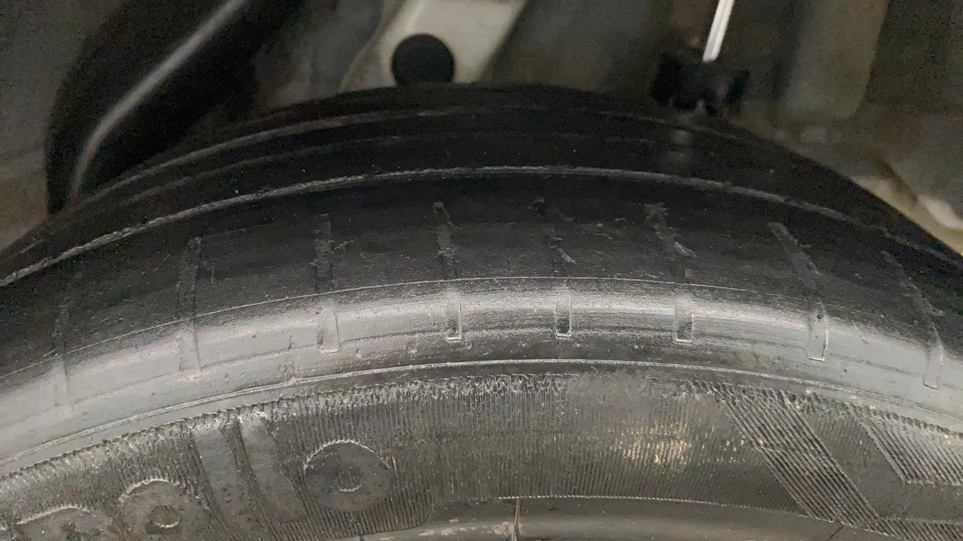 2022 Hyundai Verna S PLUS 1.5 CRDI, Diesel, Manual, 40,110 km, Left Rear Tyre Tread