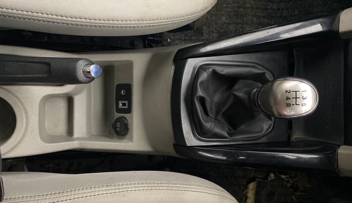 2014 Ford Ecosport TITANIUM 1.5L PETROL, Petrol, Manual, 1,15,767 km, Gear Lever