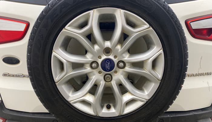 2014 Ford Ecosport TITANIUM 1.5L PETROL, Petrol, Manual, 1,15,767 km, Spare Tyre