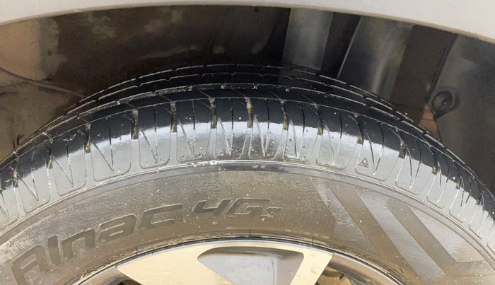 2022 KIA SONET HTX 1.5, Diesel, Manual, 33,023 km, Left Rear Tyre Tread