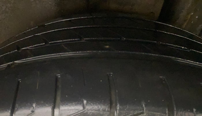 2020 Maruti S Cross ZETA AT 1.5, Petrol, Automatic, 31,439 km, Left Rear Tyre Tread