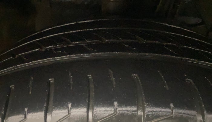 2020 Maruti S Cross ZETA AT 1.5, Petrol, Automatic, 31,439 km, Right Front Tyre Tread