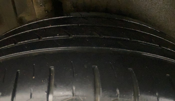 2020 Maruti S Cross ZETA AT 1.5, Petrol, Automatic, 31,439 km, Right Rear Tyre Tread