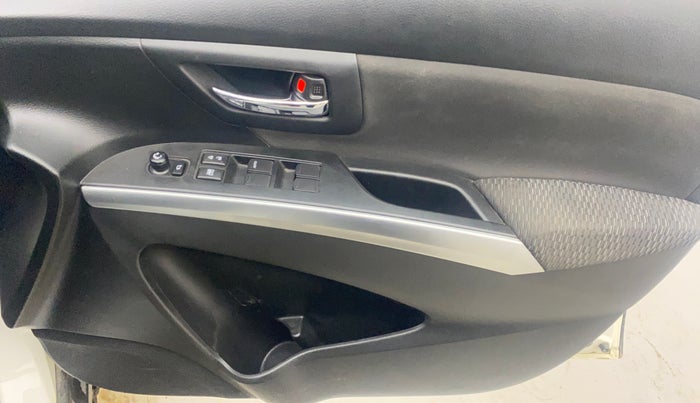 2020 Maruti S Cross ZETA AT 1.5, Petrol, Automatic, 31,439 km, Driver Side Door Panels Control