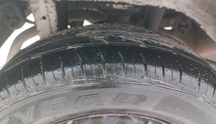 2014 Maruti Alto 800 LXI, Petrol, Manual, 59,414 km, Right Rear Tyre Tread