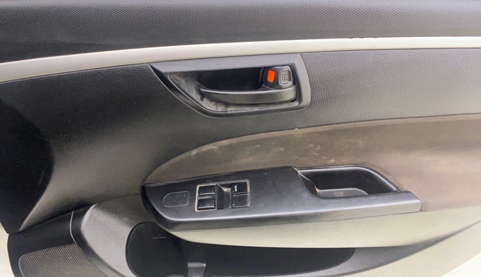 2016 Maruti Swift LXI, Petrol, Manual, 79,967 km, Driver Side Door Panels Control