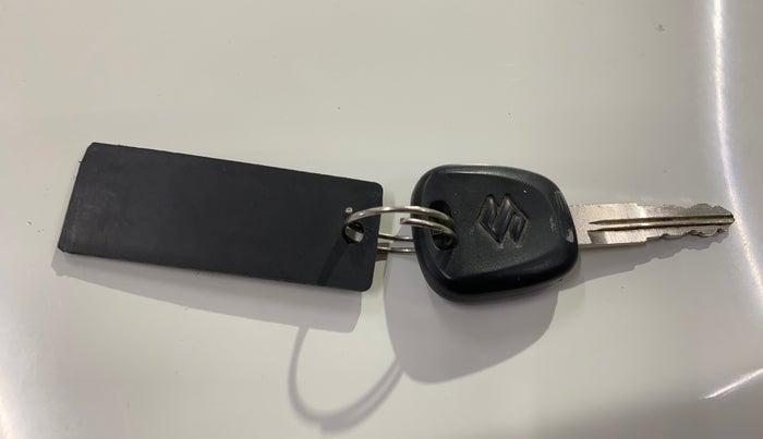 2014 Maruti Ritz VXI, Petrol, Manual, 1,02,864 km, Key Close Up