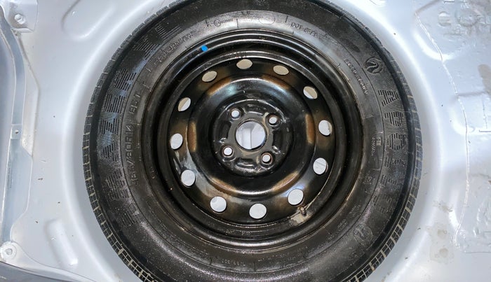 2014 Maruti Ritz VXI, Petrol, Manual, 1,02,864 km, Spare Tyre