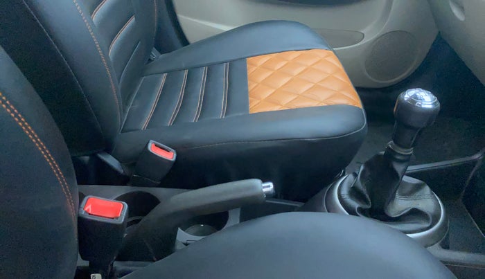 2013 Hyundai i20 SPORTZ 1.2, Petrol, Manual, 49,054 km, Gear Lever