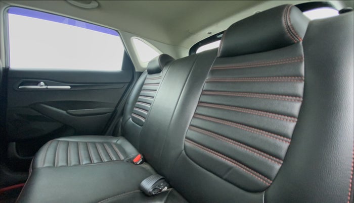 2019 KIA SELTOS HTK 1.5 PETROL, Petrol, Manual, 26,009 km, Right Side Rear Door Cabin