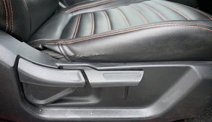 2019 KIA SELTOS HTK 1.5 PETROL, Petrol, Manual, 26,009 km, Driver Side Adjustment Panel