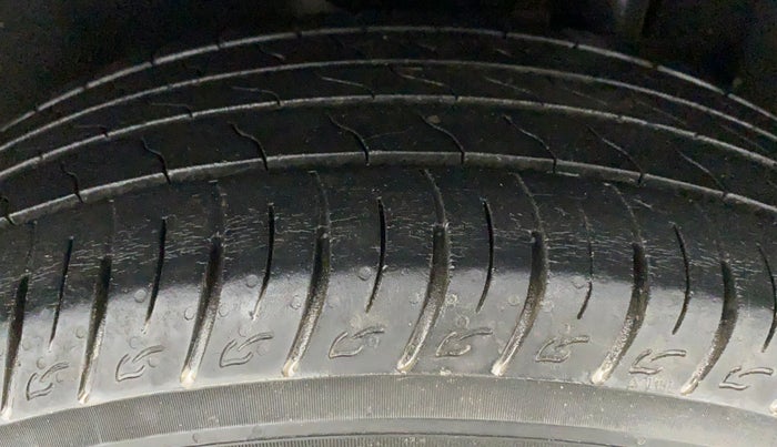 2019 Maruti Vitara Brezza ZDI, Diesel, Manual, 48,414 km, Left Rear Tyre Tread