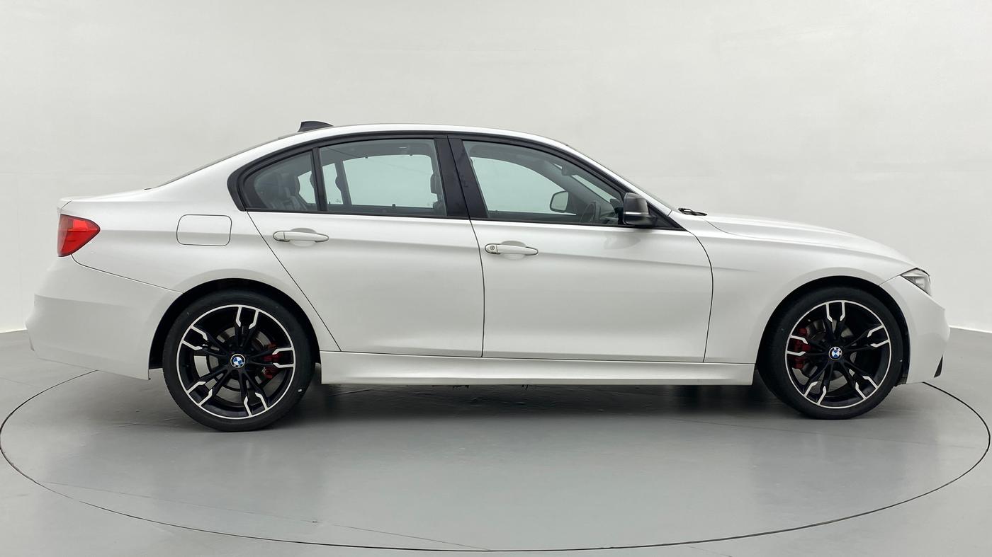 2015 BMW 3 Series 320D SPORTLINE, Diesel, Automatic, 87,988 km, Right Side View