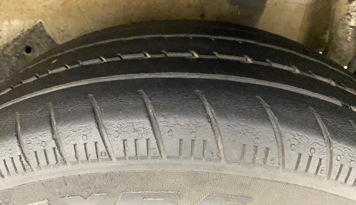 2015 Maruti Celerio ZXI AMT, Petrol, Automatic, 75,911 km, Left Rear Tyre Tread