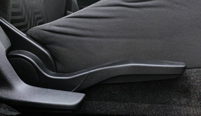 2020 Maruti Swift VXI, Petrol, Manual, 76,419 km, Driver Side Adjustment Panel