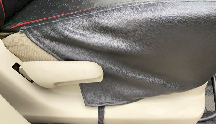 2019 Maruti Celerio VXI, Petrol, Manual, 47,992 km, Driver Side Adjustment Panel