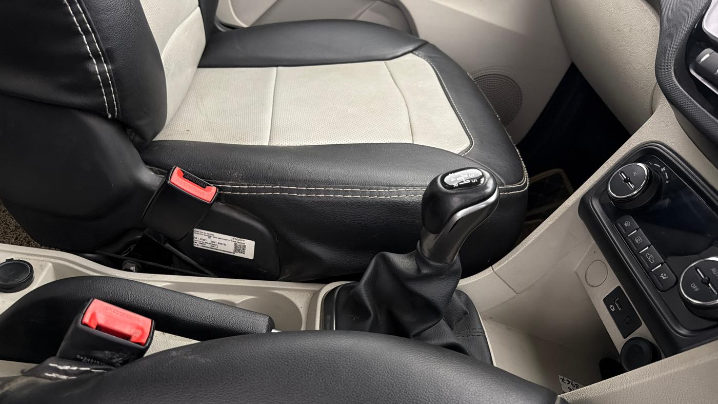 2023 Tata TIGOR XZ PLUS PETROL, Petrol, Manual, 23,847 km, Gear Lever