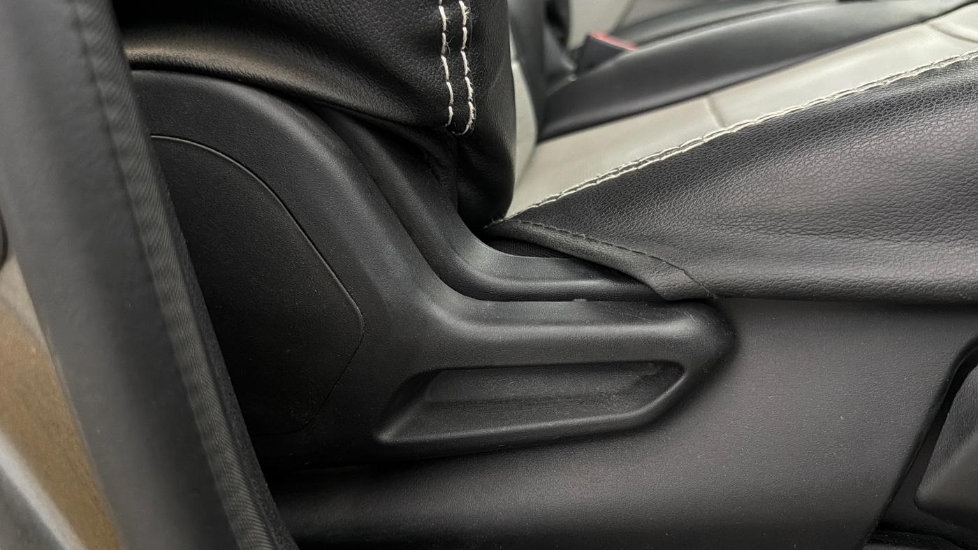 2023 Tata TIGOR XZ PLUS PETROL, Petrol, Manual, 23,847 km, Driver Side Adjustment Panel
