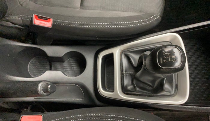 2020 Hyundai VENUE S 1.2, Petrol, Manual, 39,504 km, Gear Lever