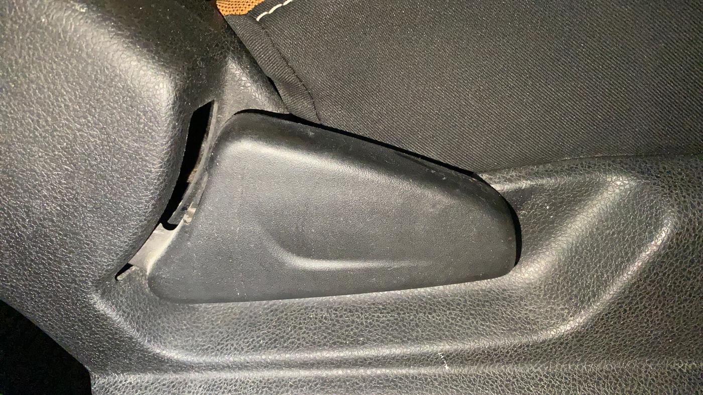 2021 Renault Kwid CLIMBER 1.0 AMT (O), Petrol, Automatic, 39,339 km, Driver Side Adjustment Panel