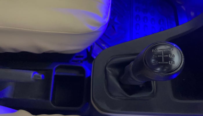 2020 Maruti New Wagon-R LXI 1.0, Petrol, Manual, 52,808 km, Gear Lever