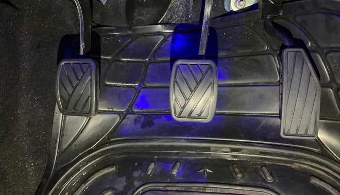 2020 Maruti New Wagon-R LXI 1.0, Petrol, Manual, 52,808 km, Pedals