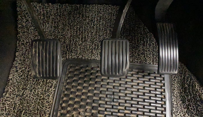 2018 Hyundai Grand i10 SPORTZ U2 1.2 CRDI, Diesel, Manual, 1,13,537 km, Pedals