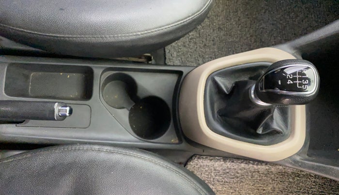 2018 Hyundai Grand i10 SPORTZ U2 1.2 CRDI, Diesel, Manual, 1,13,537 km, Gear Lever