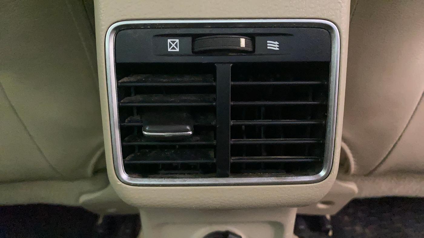 2016 Maruti Ciaz ZDI+ SHVS, Diesel, Manual, 61,173 km, Rear AC Vents