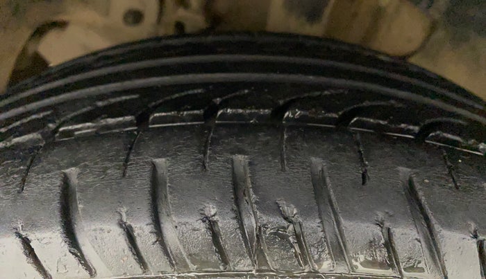2018 Tata Tiago XTA PETROL, CNG, Automatic, 92,345 km, Left Front Tyre Tread
