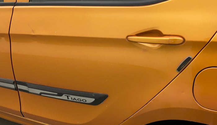 2018 Tata Tiago XTA PETROL, CNG, Automatic, 92,345 km, Rear left door - Slightly dented