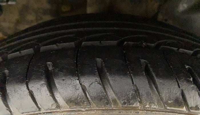 2018 Tata Tiago XTA PETROL, CNG, Automatic, 92,345 km, Right Rear Tyre Tread