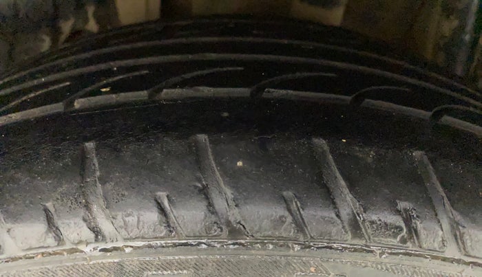2018 Tata Tiago XTA PETROL, CNG, Automatic, 92,345 km, Left Rear Tyre Tread