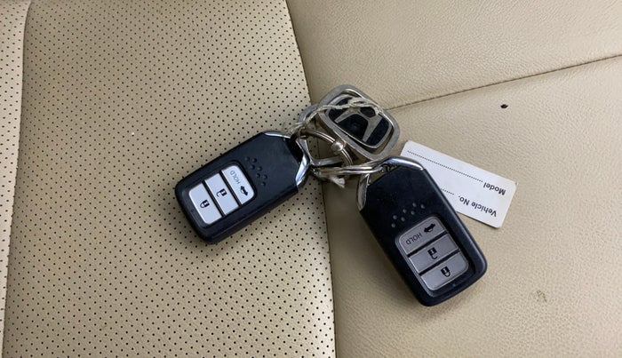 2021 Honda City 1.5L I-VTEC ZX, Petrol, Manual, 40,709 km, Key Close Up