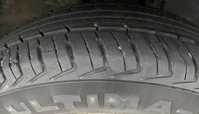 2019 Renault Kwid RXT 1.0 AMT (O), Petrol, Automatic, 21,761 km, Right Front Tyre Tread