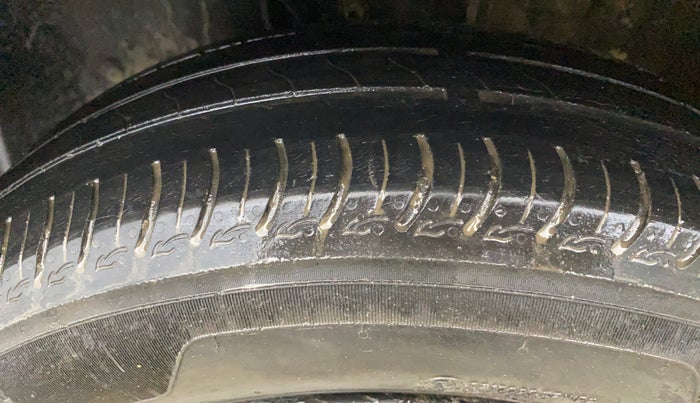 2022 Maruti New Wagon-R VXI CNG 1.0, CNG, Manual, 81,577 km, Left Front Tyre Tread